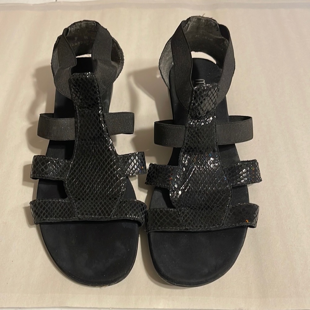 Munro American “Zena” comfort sandal,womens sz.9M